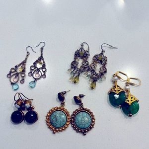 5 pair of earrings- sell together